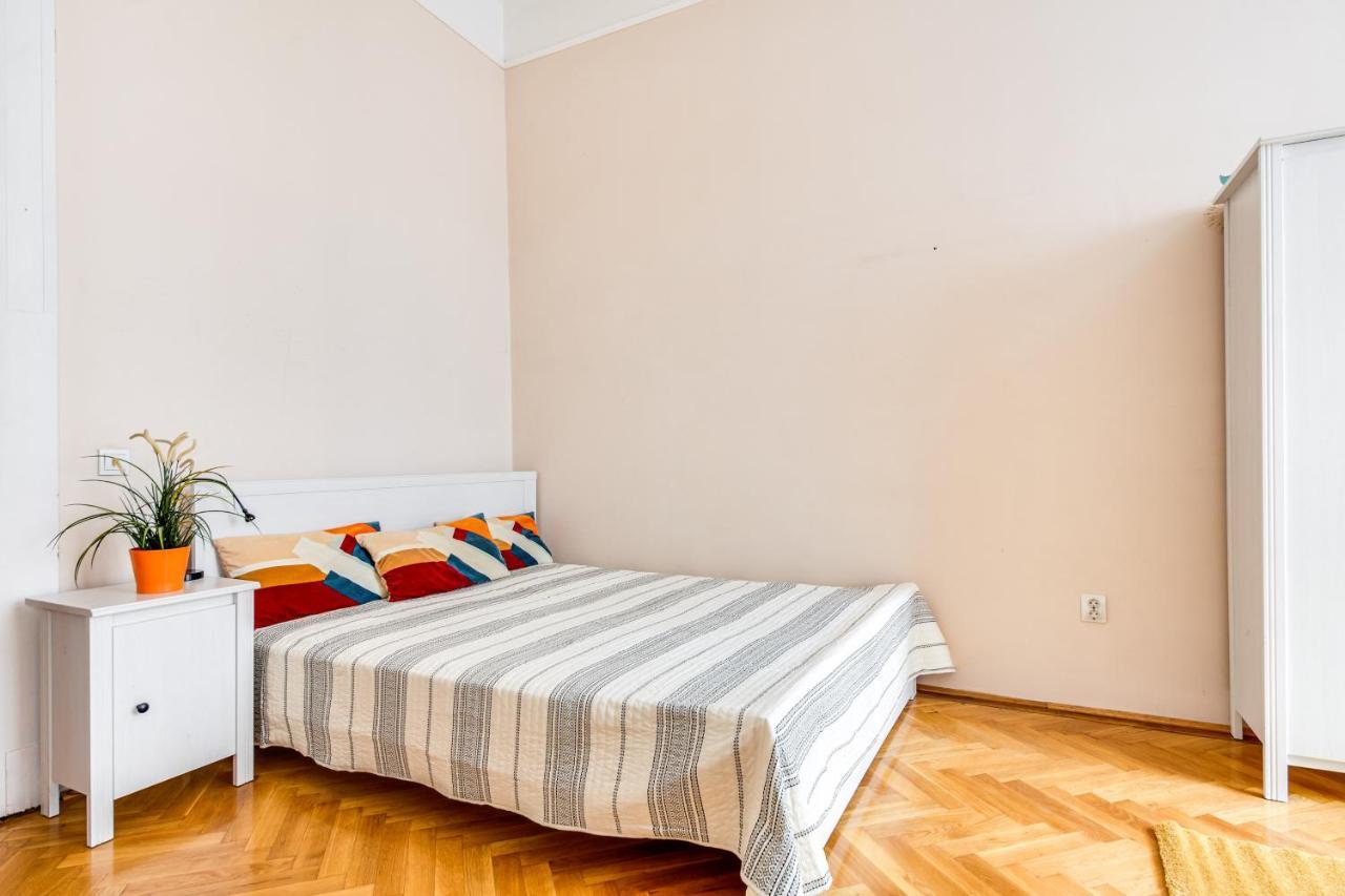 Vintage Apartment In The Jewish Quarter Budapest Exterior photo